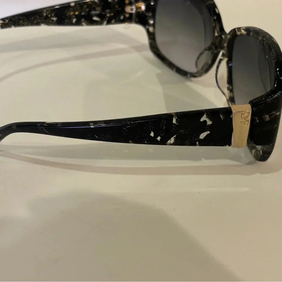 Diane von Furstenberg Sunglasses main image 4
